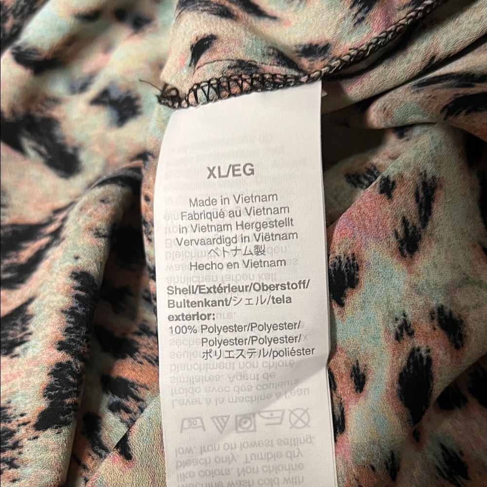 J. Crew Leopard Print Blouse in Pastel Hues - Picture 5 of 8
